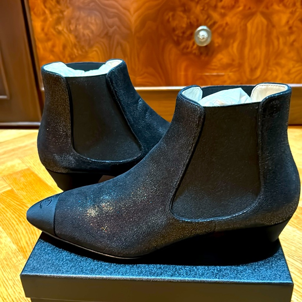 Chanel booties - Picture 4 of 5